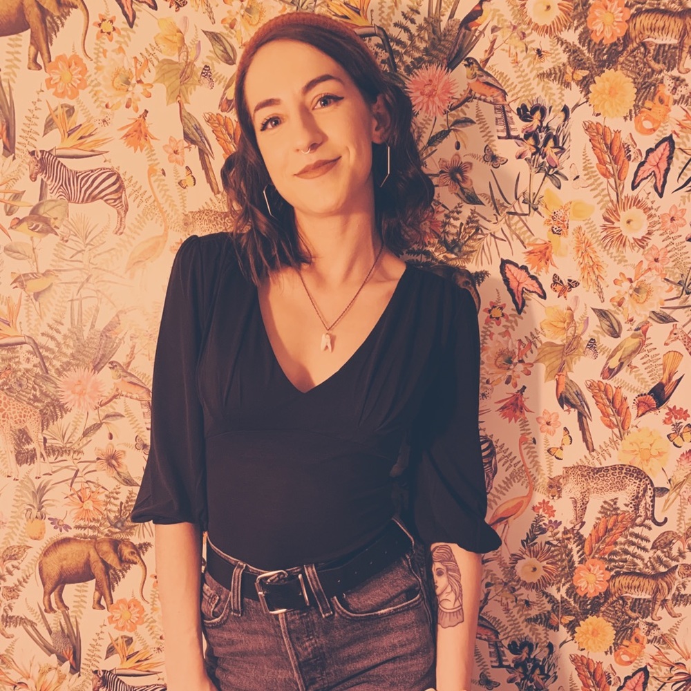 Meet your posher, Ari!